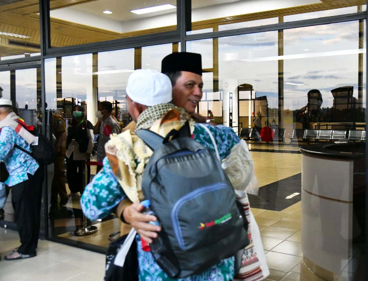 Ansar Sambut Kepulangan Jemaah Haji Di Bandara