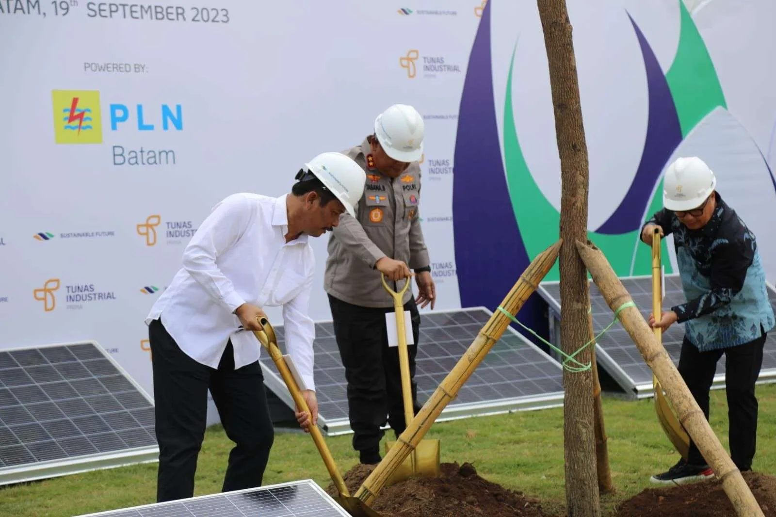 Kutipan Rudi Groundbreaking Kawasan Industri Kabil