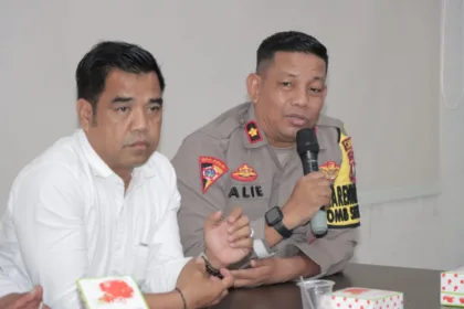 Kompol Efendri Ali Bersama Akp Idris