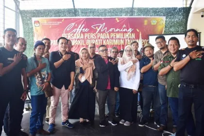 KPU Karimun gelar coffee morning bersama insan pers dalam persiapan Pilkada 2024 | Foto: Ami