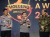 Kapolri Terpaksa Ambil Tisu Terharu Gelaran Hoegeng Awards 2024 17