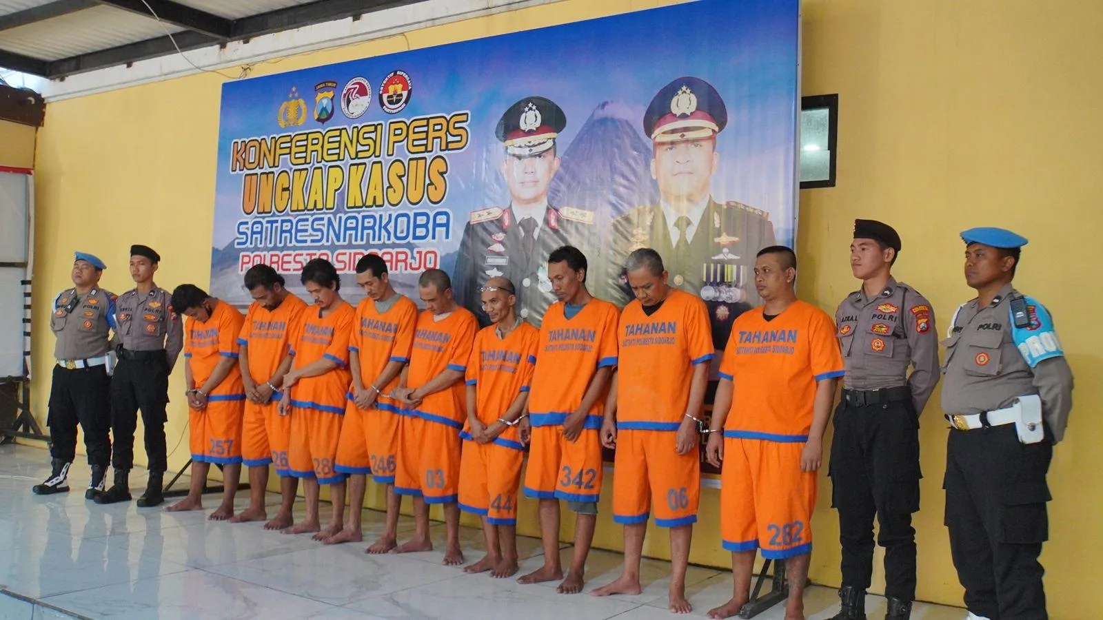 Polisi Gulung 9 Pengedar Narkoba Sidoarjo 20 (1)