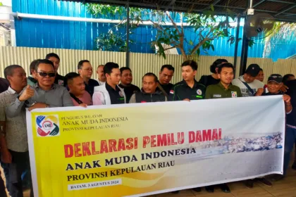 Pengurus Wilayah Anak Muda Indonesia Provinsi Kepri Deklarasi Pilkada 2024 Damai, di kawasan WTB Kota Batam | Foto: Ami