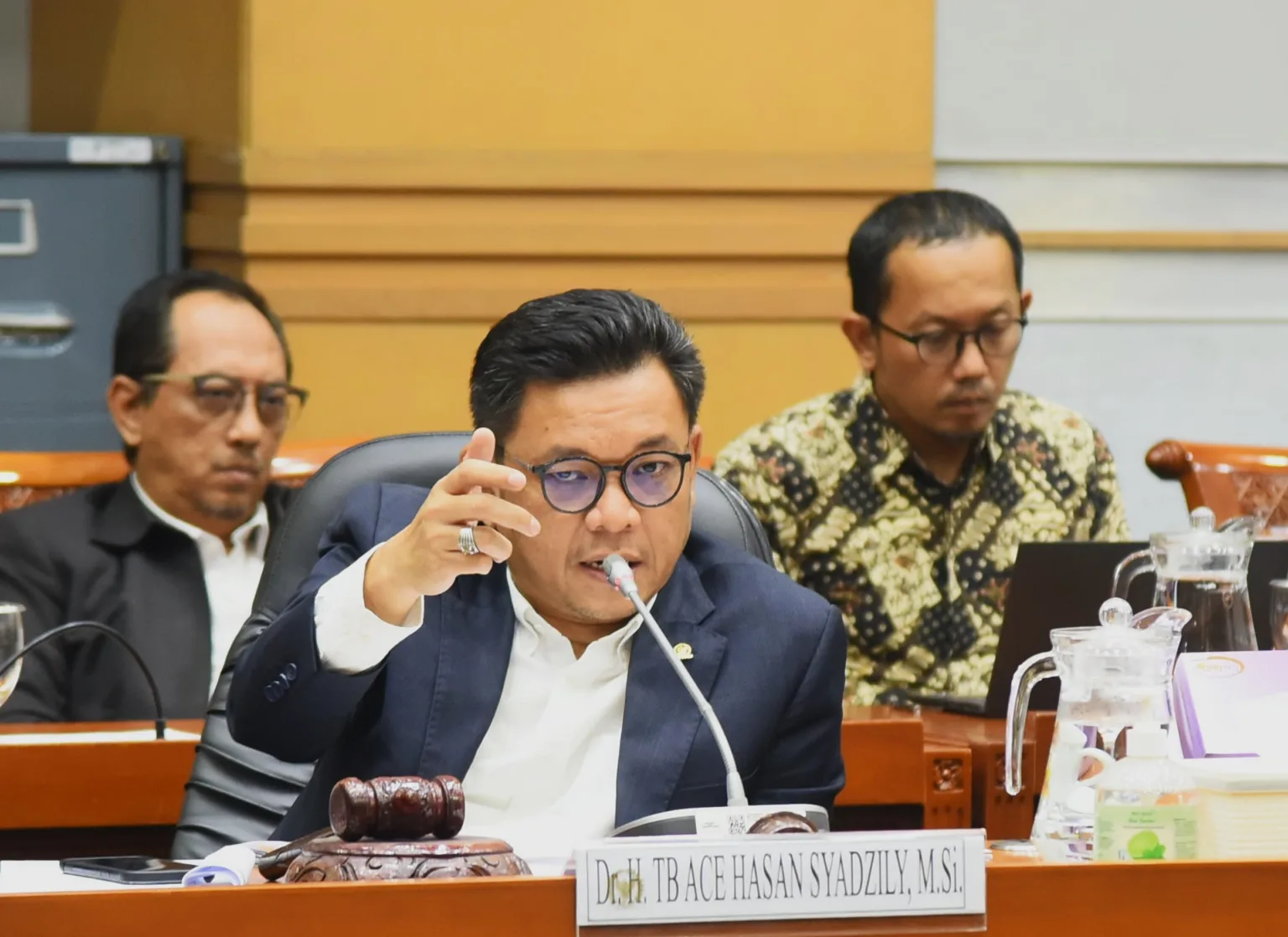 Wakil Ketua Komisi Viii Ace Hasan Syadzily Saat Rapat Dengar Pendapat (rdp) Dengan Direktur Pendidik20240830183623