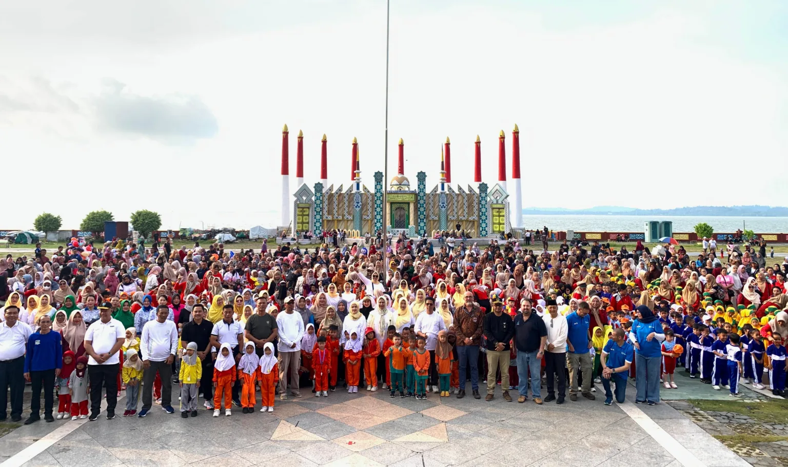 Bupati Karimun, Iskandarsyah hadiri peringatan Hari Anak Nasional ke-41 Provinsi Kepri di Coastal Area pada, Rabu (23/7/2025) | Foto: Ami