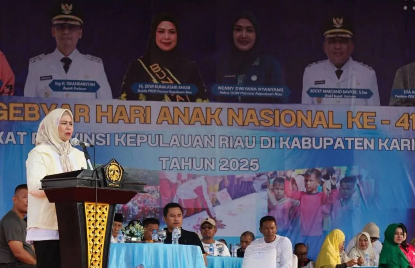 Penasehat DPD PP PAUD Provinsi Kepri, Dewi Kumala Sari memberikan sambutan dalam kegiatan Gebyar Hari Anak Nasional ke-41 Provinsi Kepri | Foto: Ami