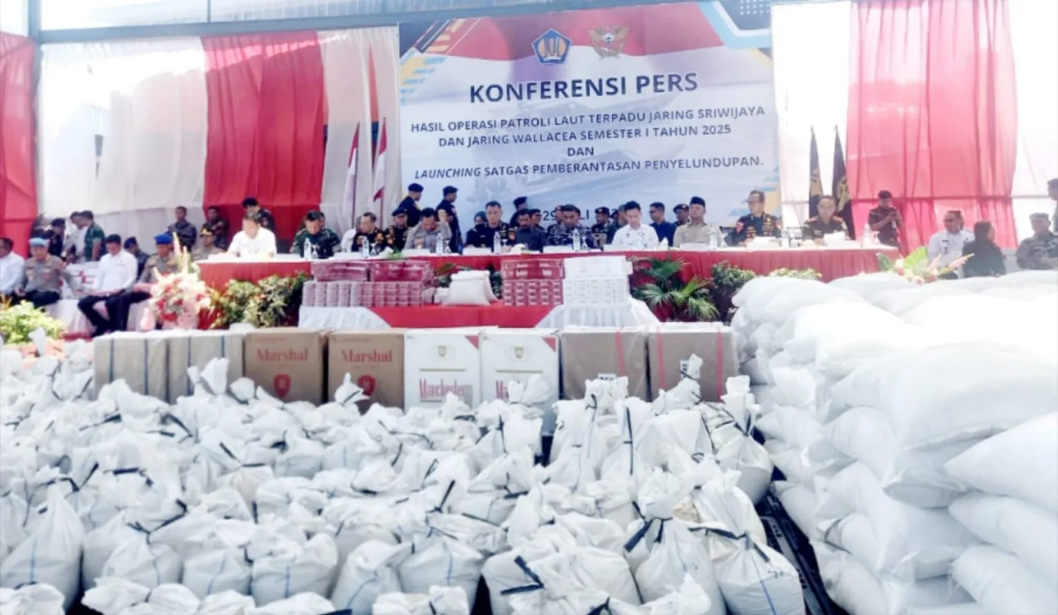Konferensi pers penutupan operasi patroli laut terpadu semester I Jaring Sriwijaya dan Jaring Wallacea | Foto: Ami