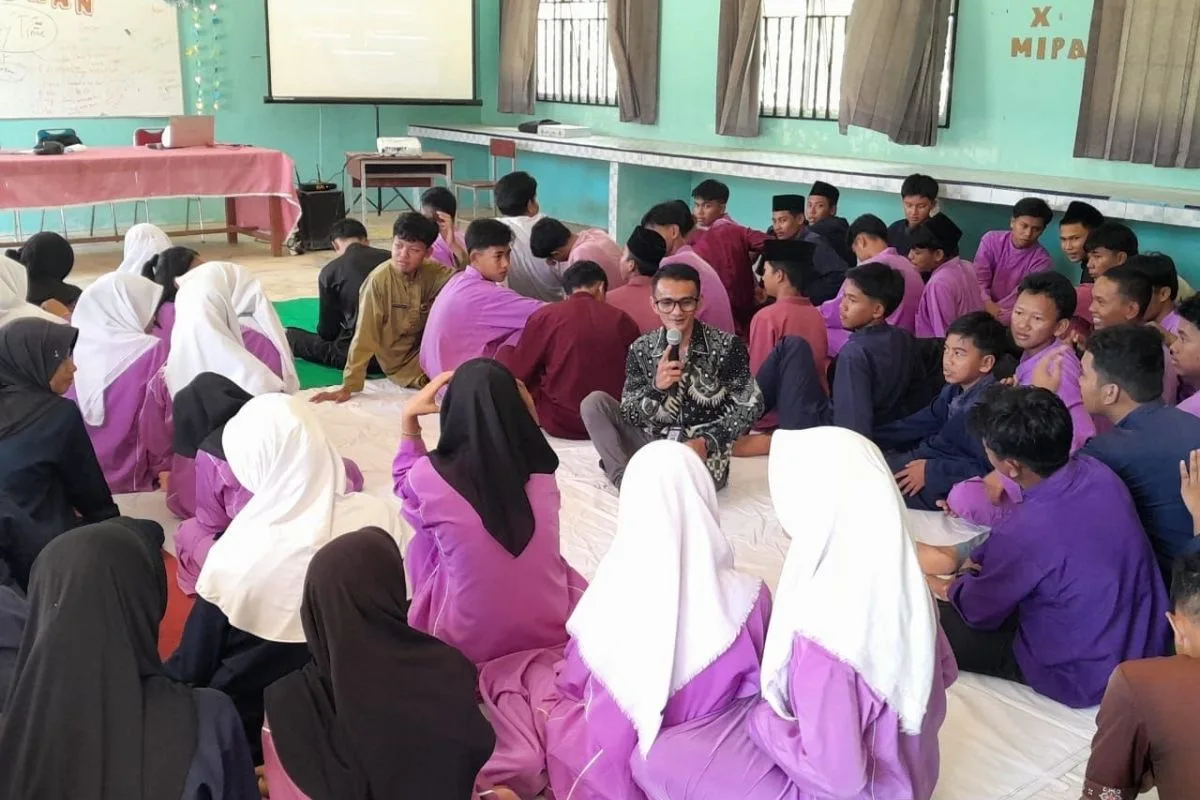 Kutipan berita lingga (40)