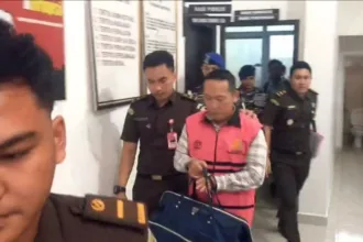 Kutipan berita lingga (79)