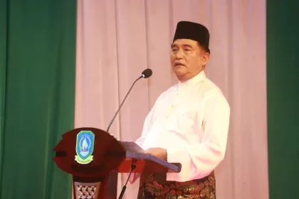 Kutipan lingga (18)