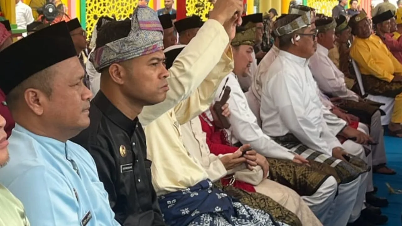 Kutipan lingga (25)